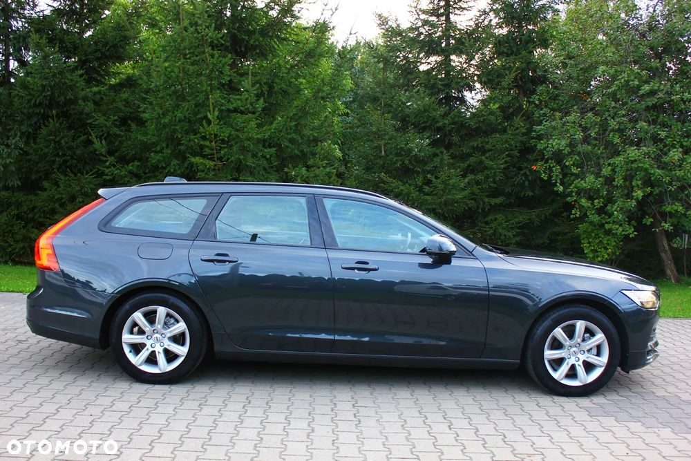 Volvo V90 D3 Momentum - 3