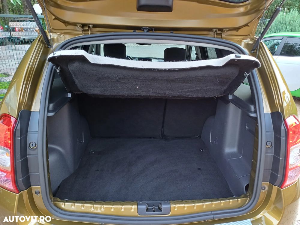 Dacia Duster SCe 115 2WD Prestige - 11