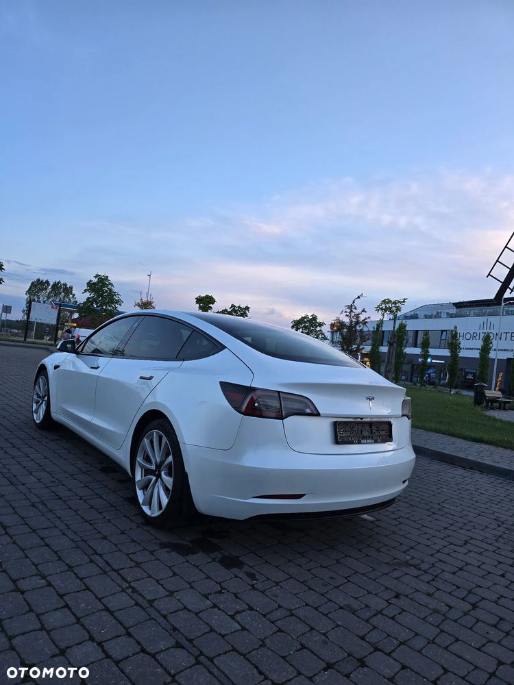 Tesla Model 3 Standard Reichweite Plus Hinterradantrieb - 6