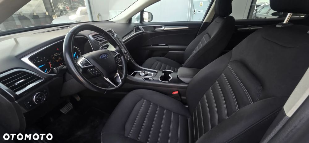 Ford Mondeo 2.0 EcoBlue Business Edition - 32