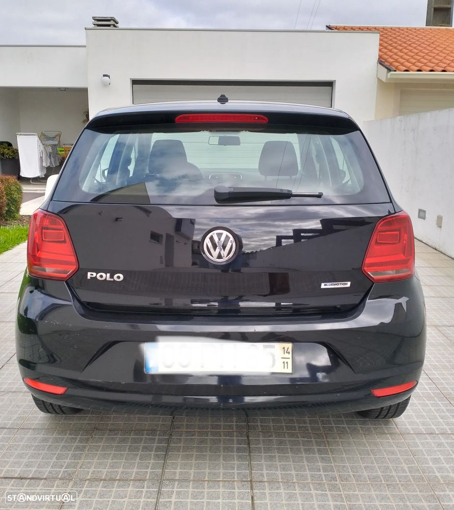 Volkswagen Polo 1.0 Confortline — fotografia 4