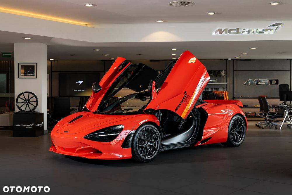 McLaren 720S Coupe - 1