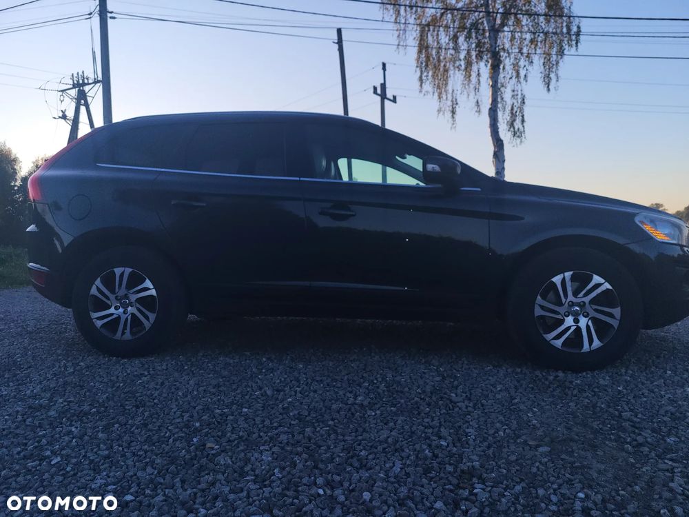 Volvo XC 60 - 4