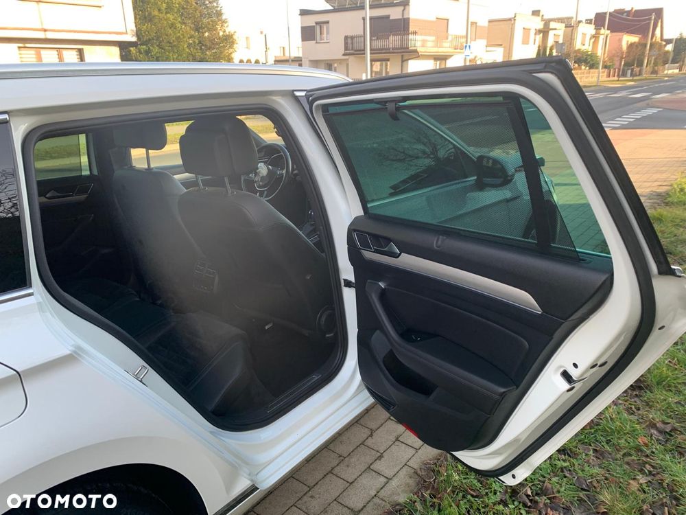 Volkswagen Passat - 27