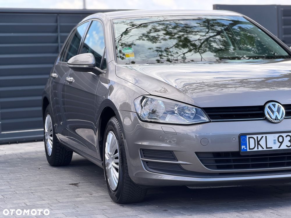 Volkswagen Golf 1.2 TSI BMT Comfortline - 25