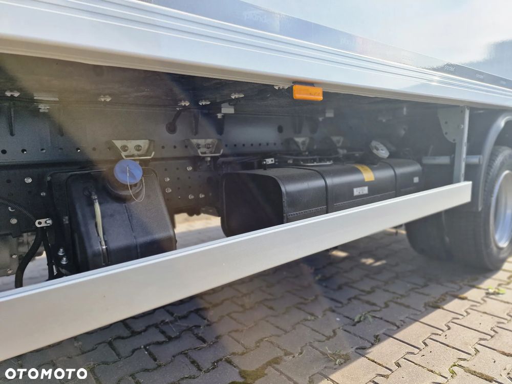 FUSO 9C18 4x2 AMT izoterma - 6