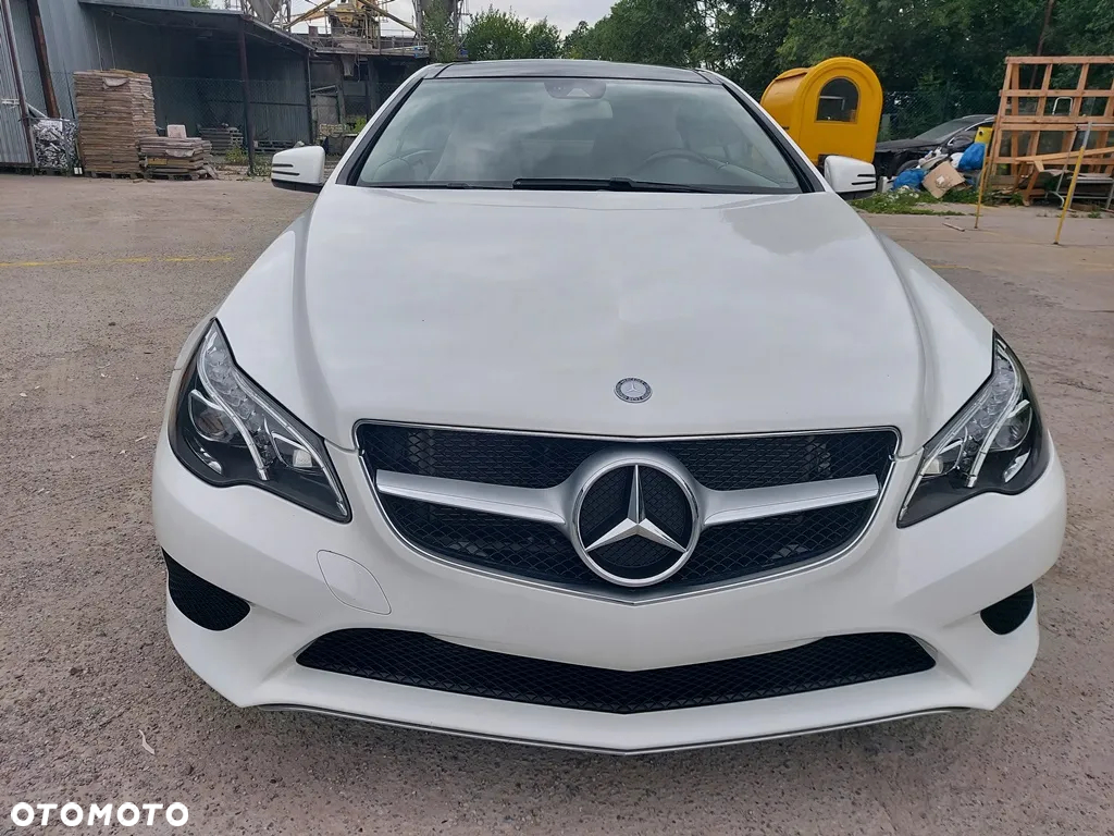 Mercedes-Benz Klasa E 400 Coupe 7G-TRONIC - 4