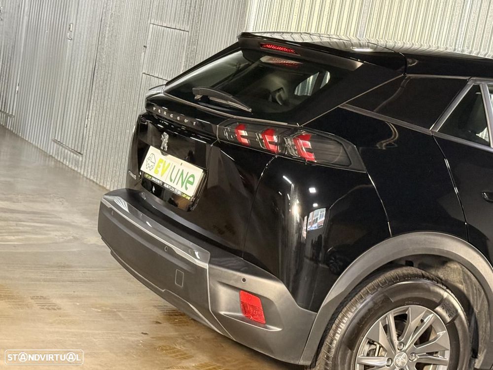 Peugeot e-2008 50 kWh Active Pack - 12