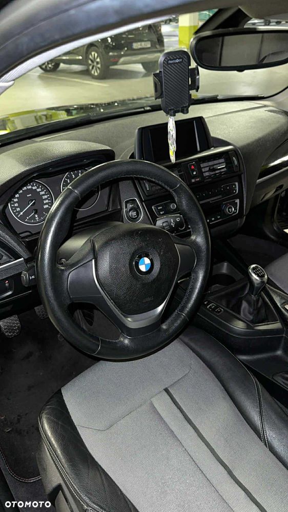 BMW Seria 1 - 1