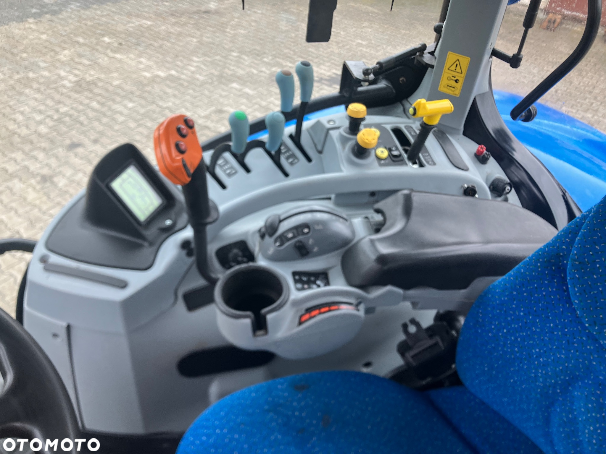 New Holland T7.250 - 6