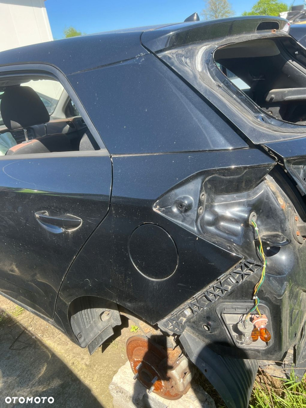 HYUNDAI I20 II 14- BŁOTNIK ĆWIARTKA LEWY TYŁ KOLOR X5B