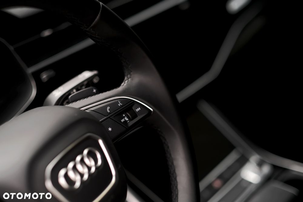 Audi Q7 55 TFSI quattro tiptronic - 24