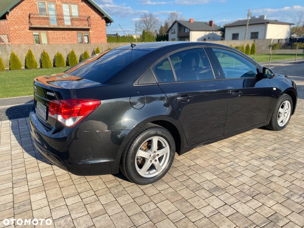 Chevrolet Cruze 1.8 LT - 15