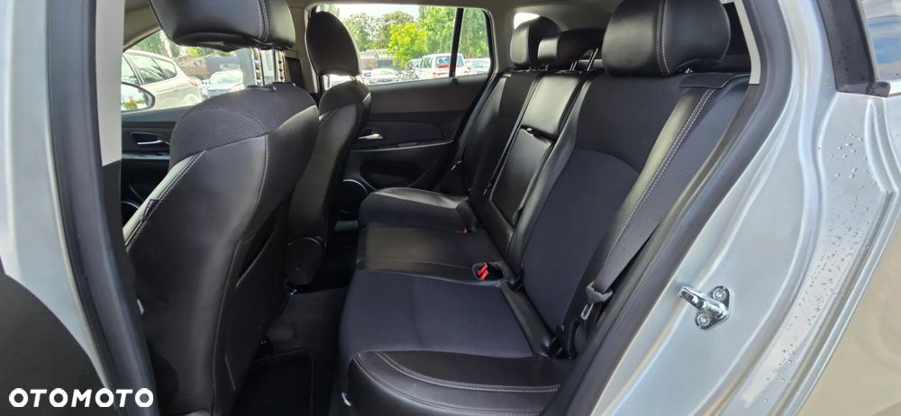 Chevrolet Cruze 1.8 LTZ - 30