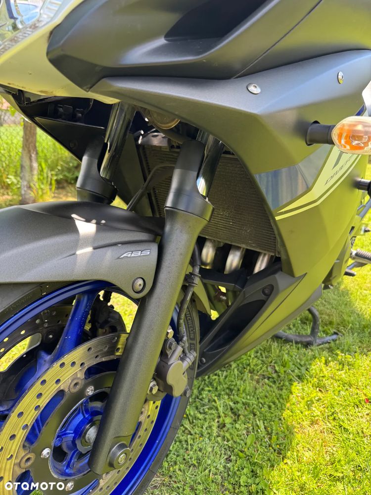 Yamaha XJ - 16
