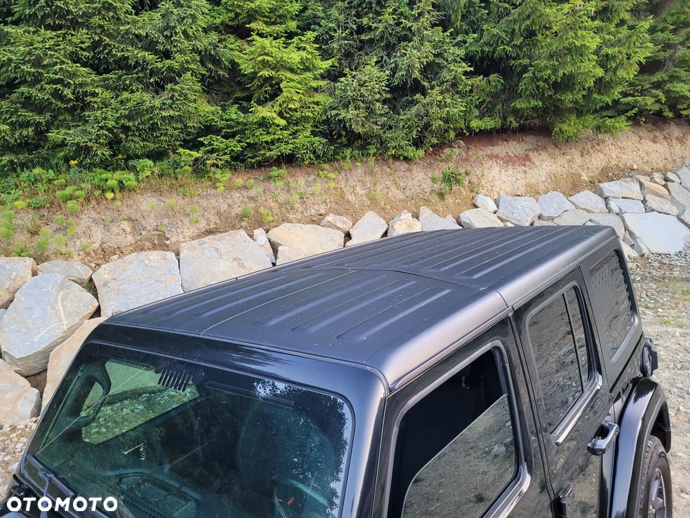 Jeep Wrangler - 10