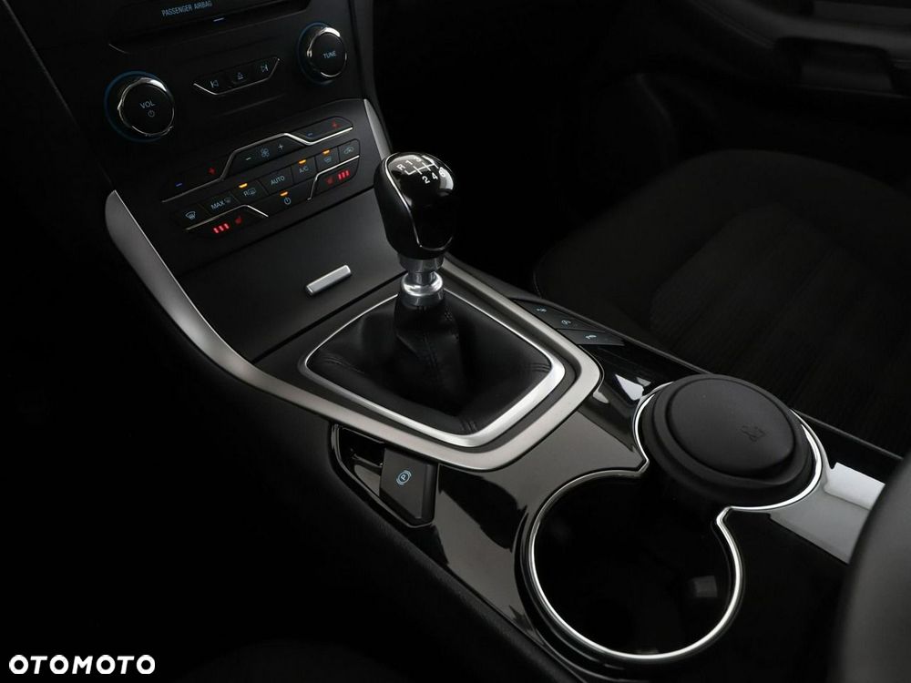 Ford Galaxy 1.5 EcoBoost Start-Stopp Business Edition - 31