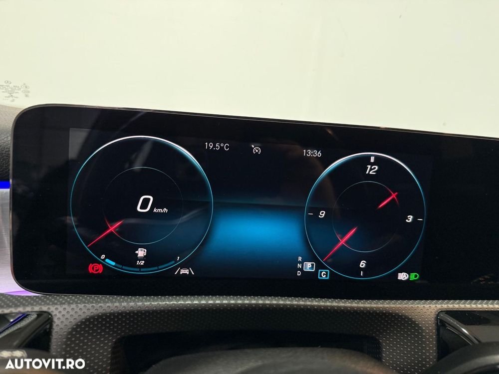 Mercedes-Benz A 180 7G-DCT AMG Line - 27