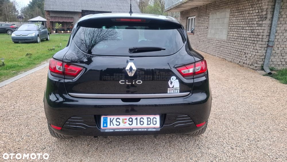 Renault Clio 1.2 16V 75 LIMITED - 8