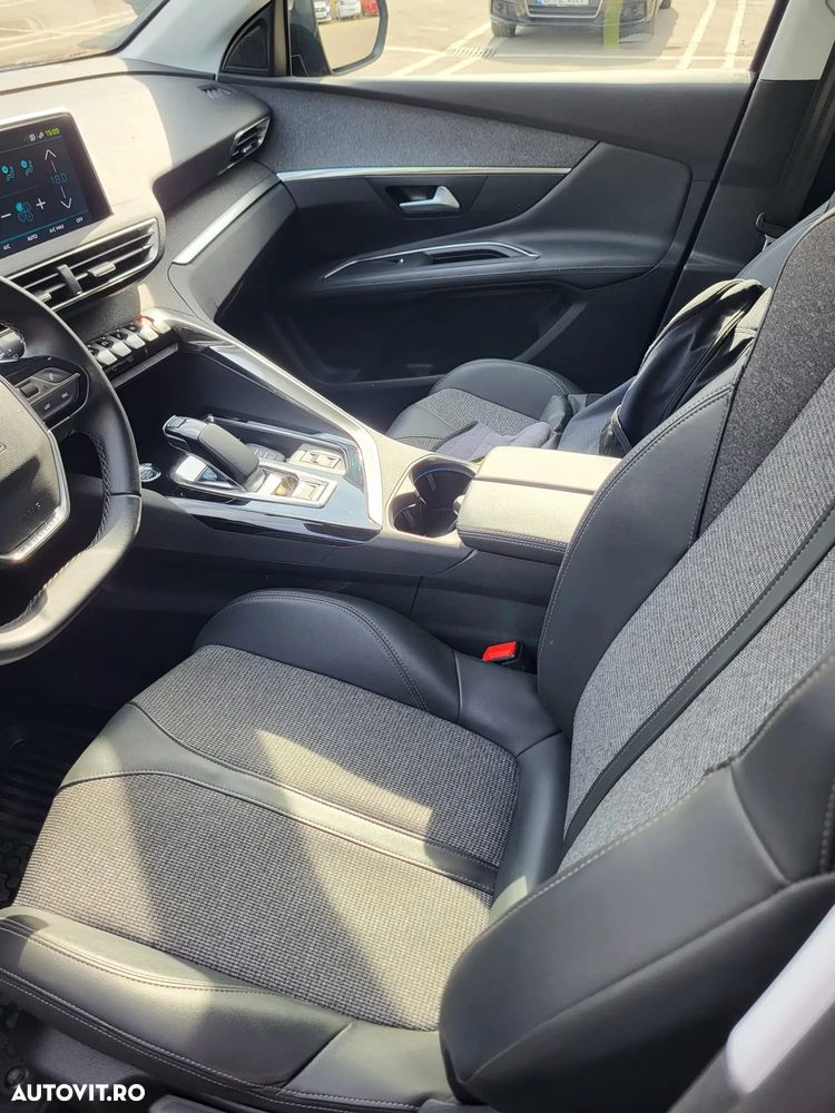 Peugeot 3008 225 e-EAT8 Allure - 14