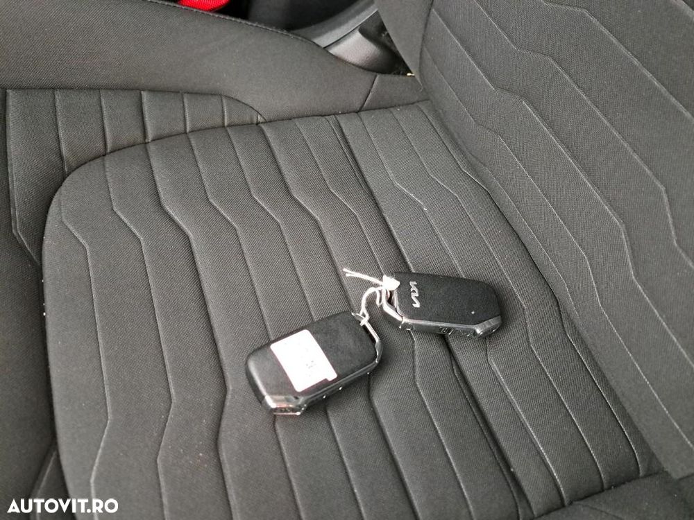 Kia Sportage 1.6T-GDI Hybrid 2WD Aut. Spirit - 26