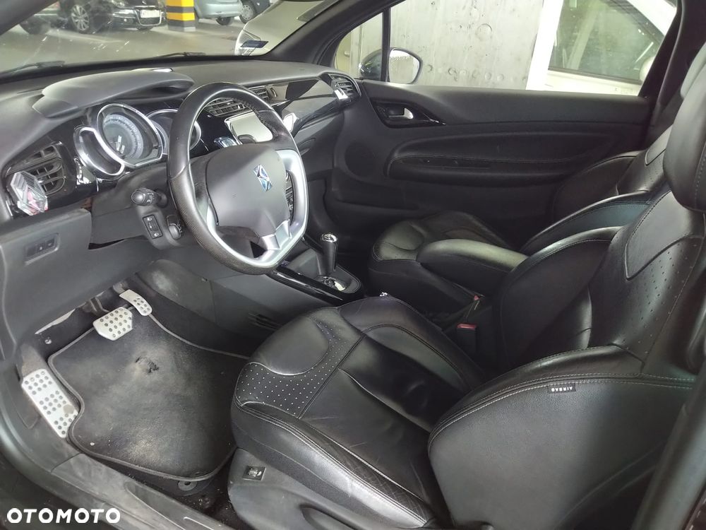 Citroën DS3 1.6 e-HDi SoChic MCP - 2