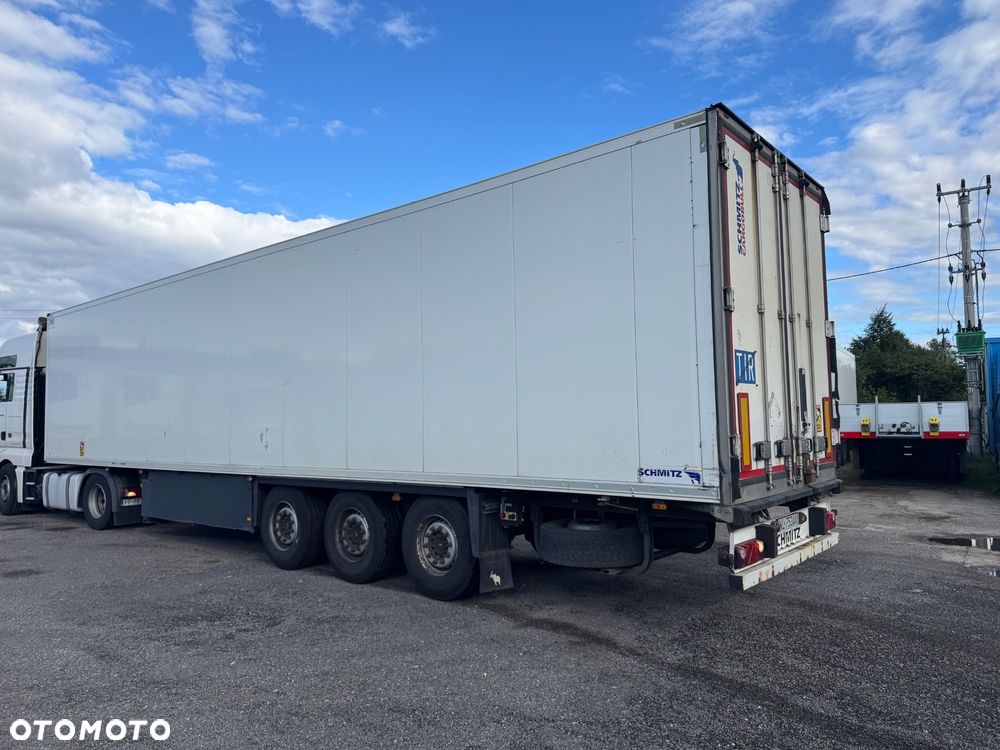 Schmitz Cargobull sko24