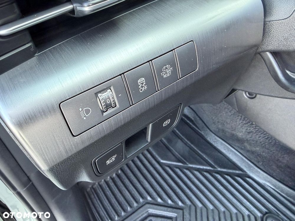 Hyundai Kona 1.6 GDI Hybrid Platinum DCT - 40