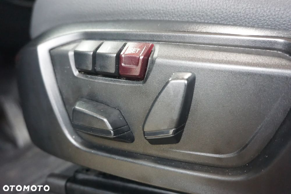 BMW X3 xDrive28i Sport-Aut - 28