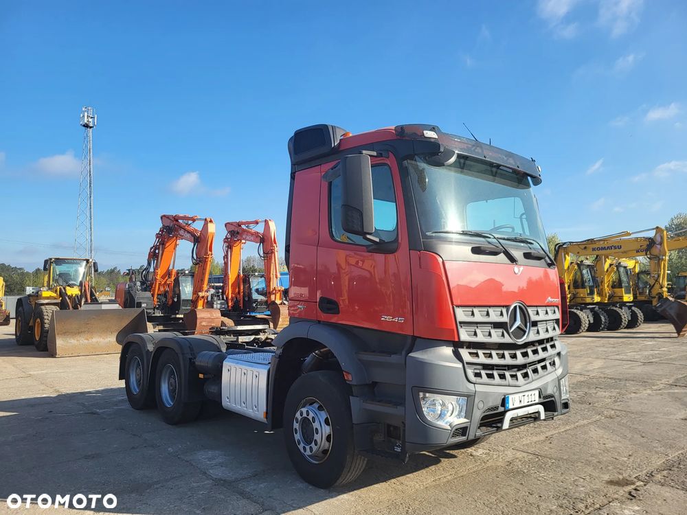 Mercedes-Benz Arocs 2645 6x4 budowlany DMC 66 ton z Niemiec - 2