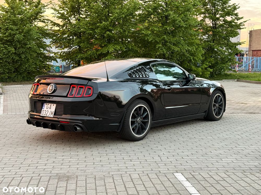 Ford Mustang 3.7 V6 - 1