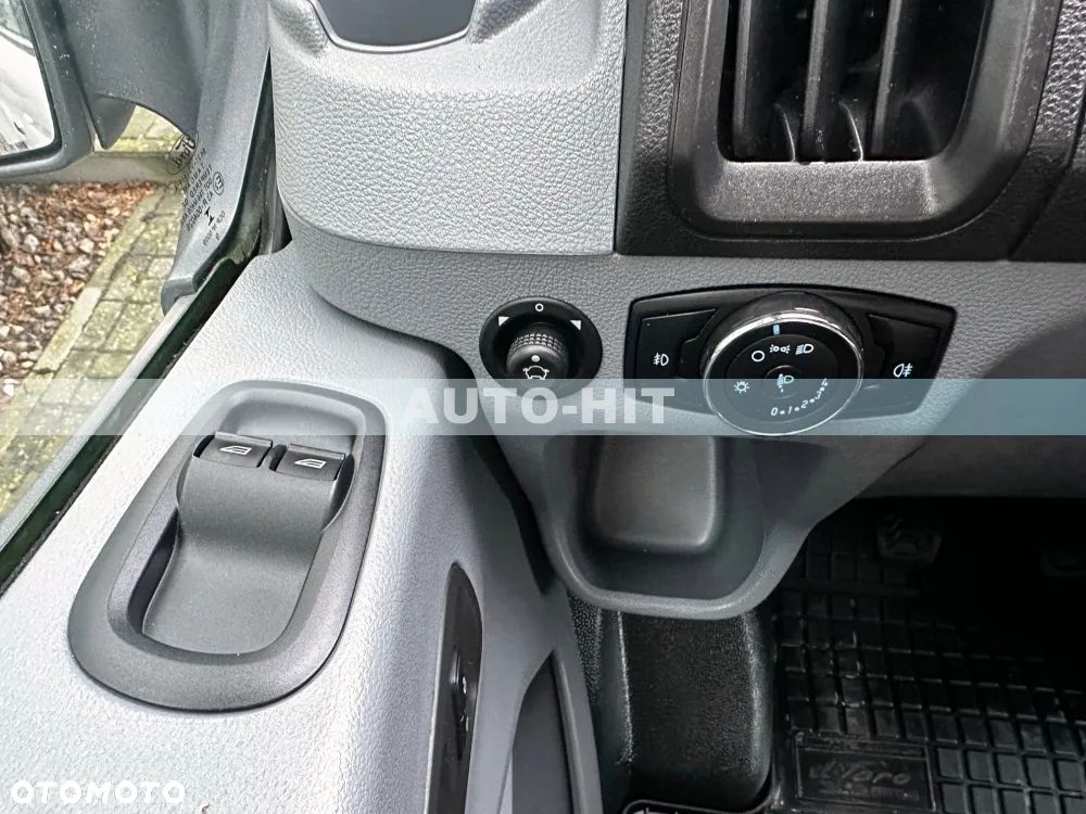 Ford Transit - 21