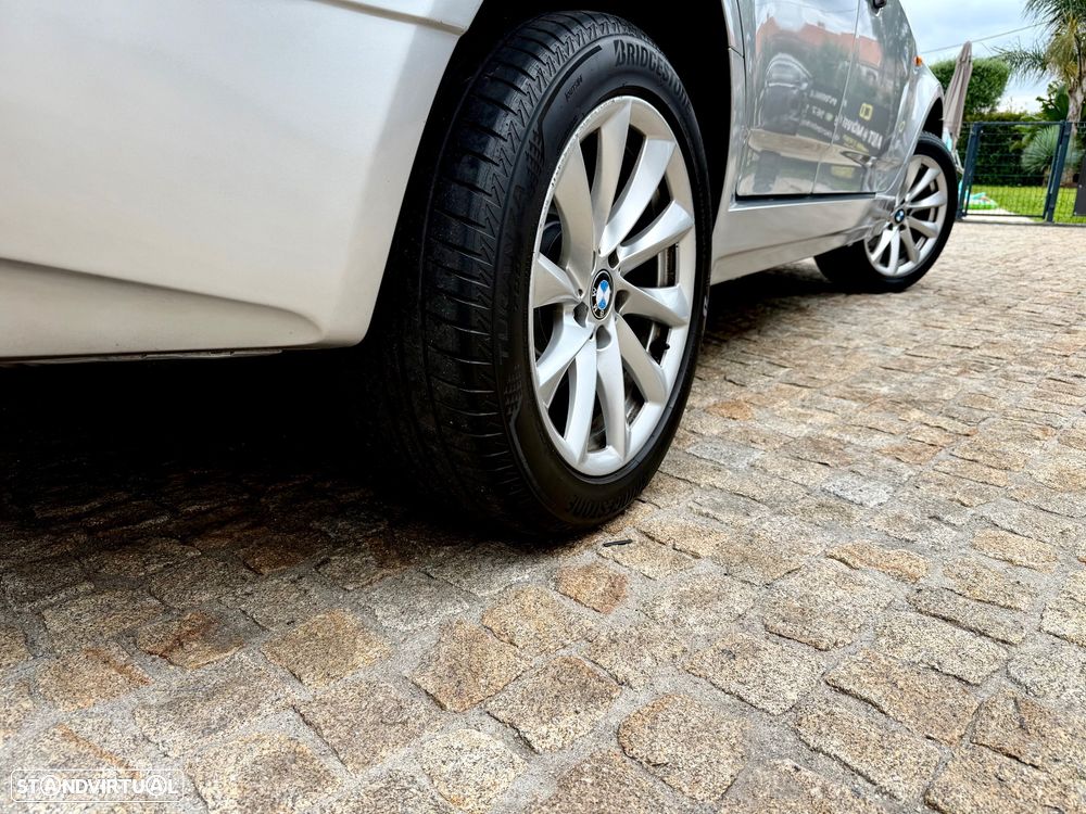BMW X3 2.0 d — fotografia 16