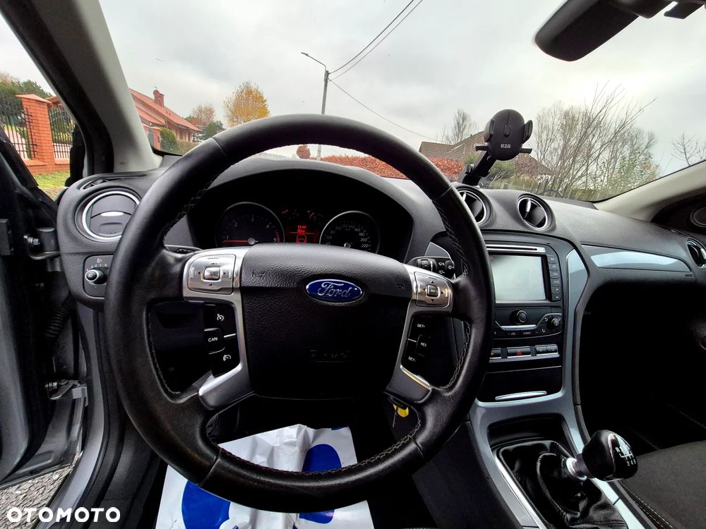 Ford Mondeo 2.0 TDCi Titanium - 29