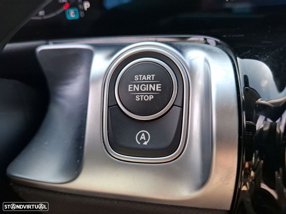 Mercedes-Benz GLB 180 d Progressive - 18