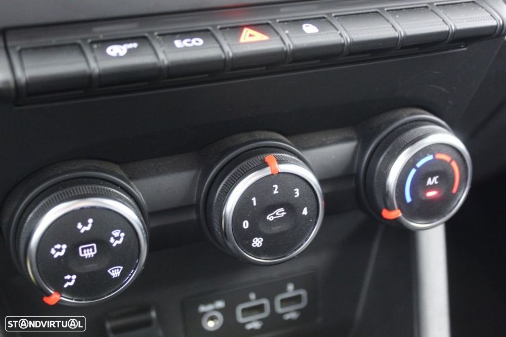 Renault Clio 1.0 TCe Evolution - 29