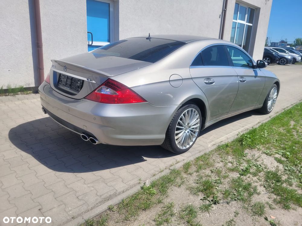 Mercedes-Benz CLS 500 - 14