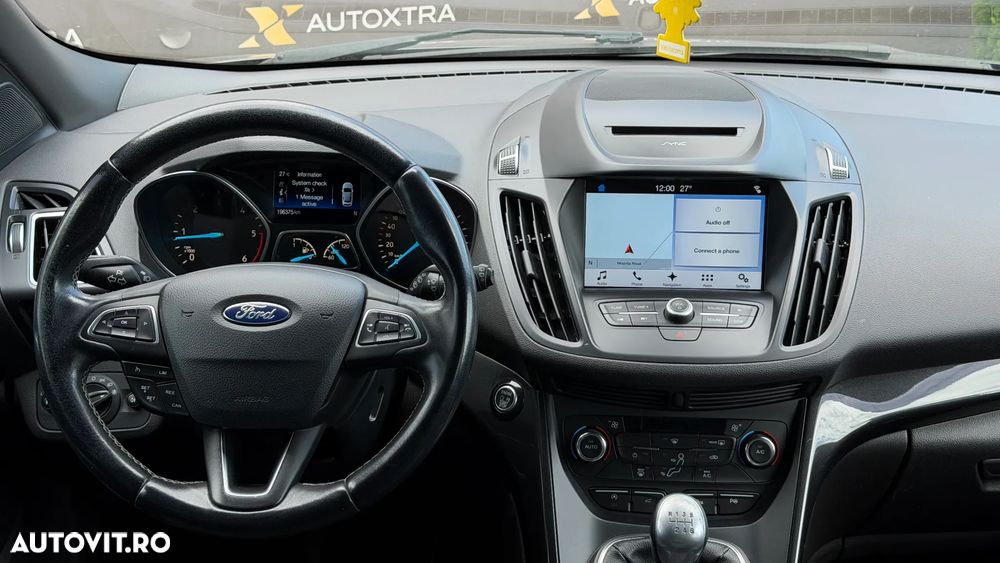 Ford Kuga 1.5 TDCi 2WD ST-Line - 18