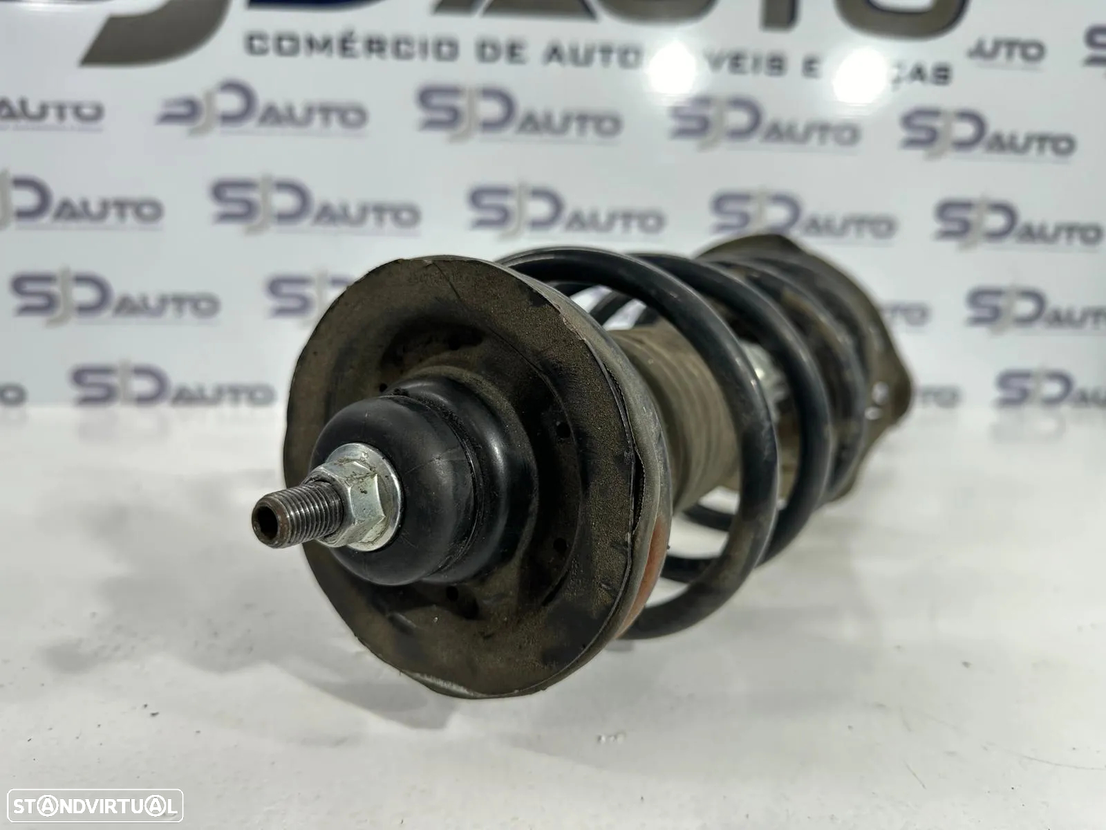 Amortecedor Frente Direito / Esquerdo - Peugeot 107 / Citroen C1 / Toyota Aygo (2010) - 4