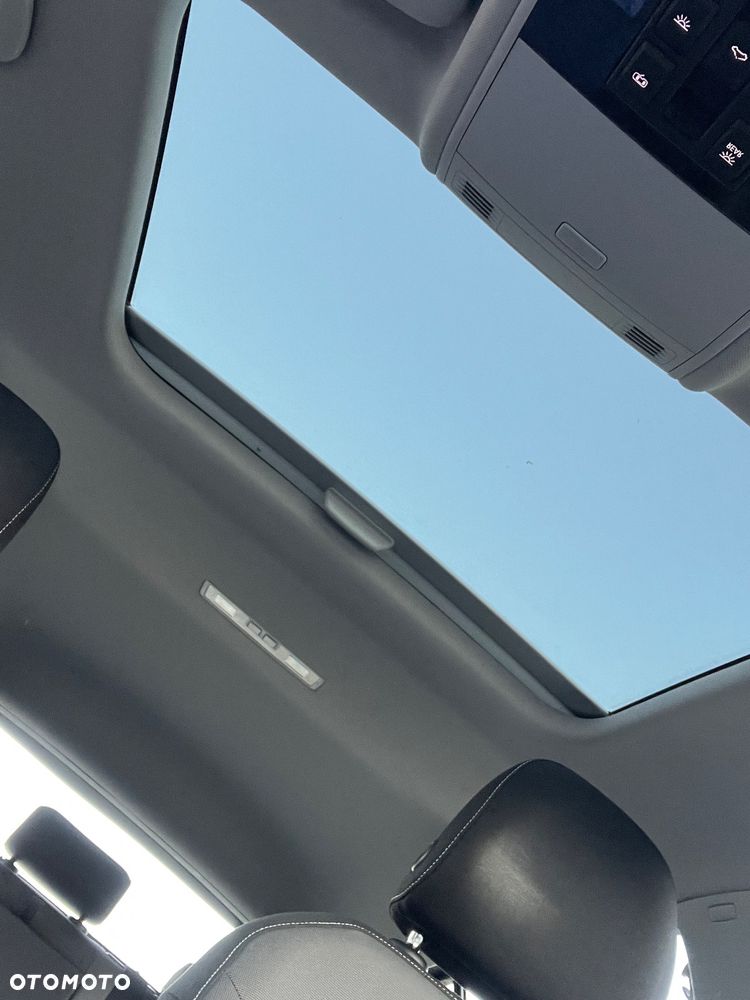 Volkswagen Golf 1.4 TSI BlueMotion Technology DSG Highline - 28