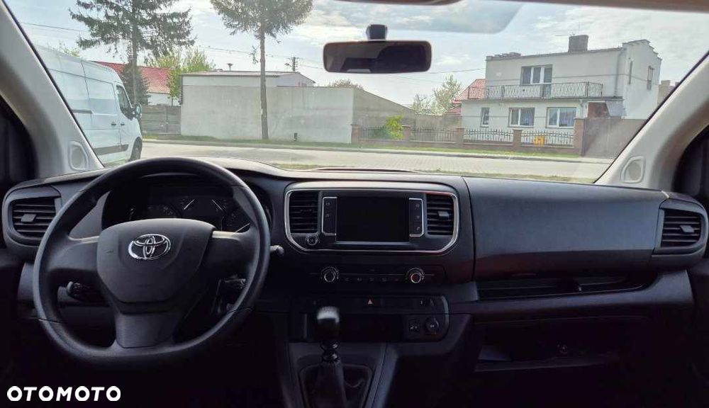 Toyota ProAce Kombi D-4D Long 2,8t - 5