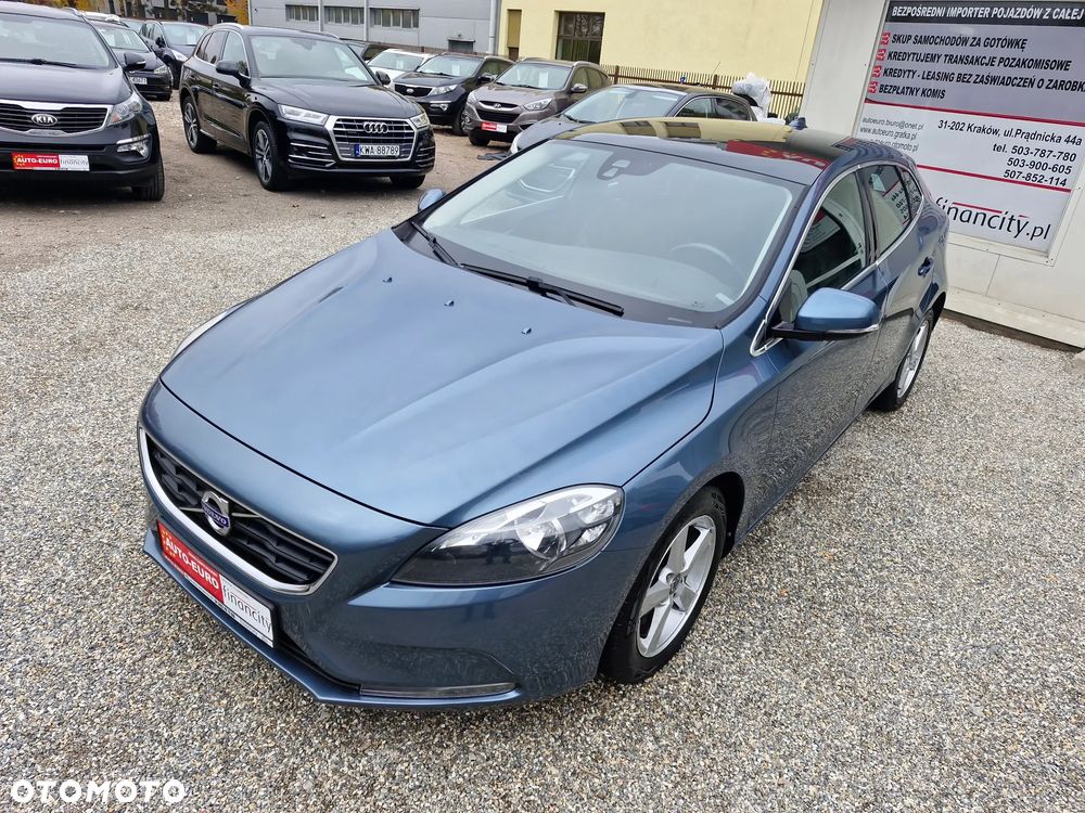 Volvo V40 D2 Momentum - 3