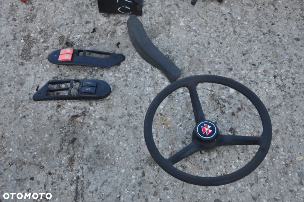 KABINA CZESCI KABINY  MASSEY FERGUSON 7480 6480 6485 - 14