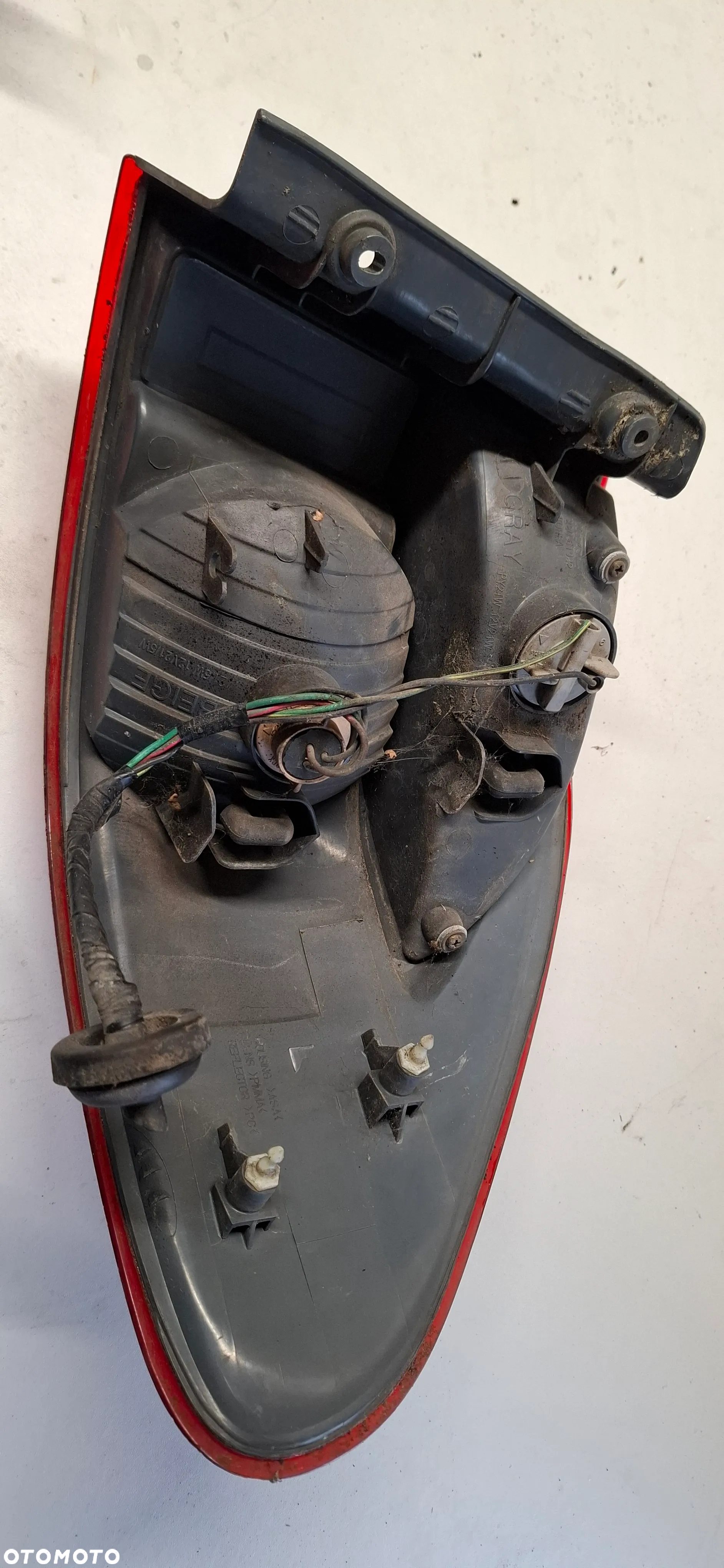 Lampa lewy  TYŁ MAZDA 626 V 00R - 3