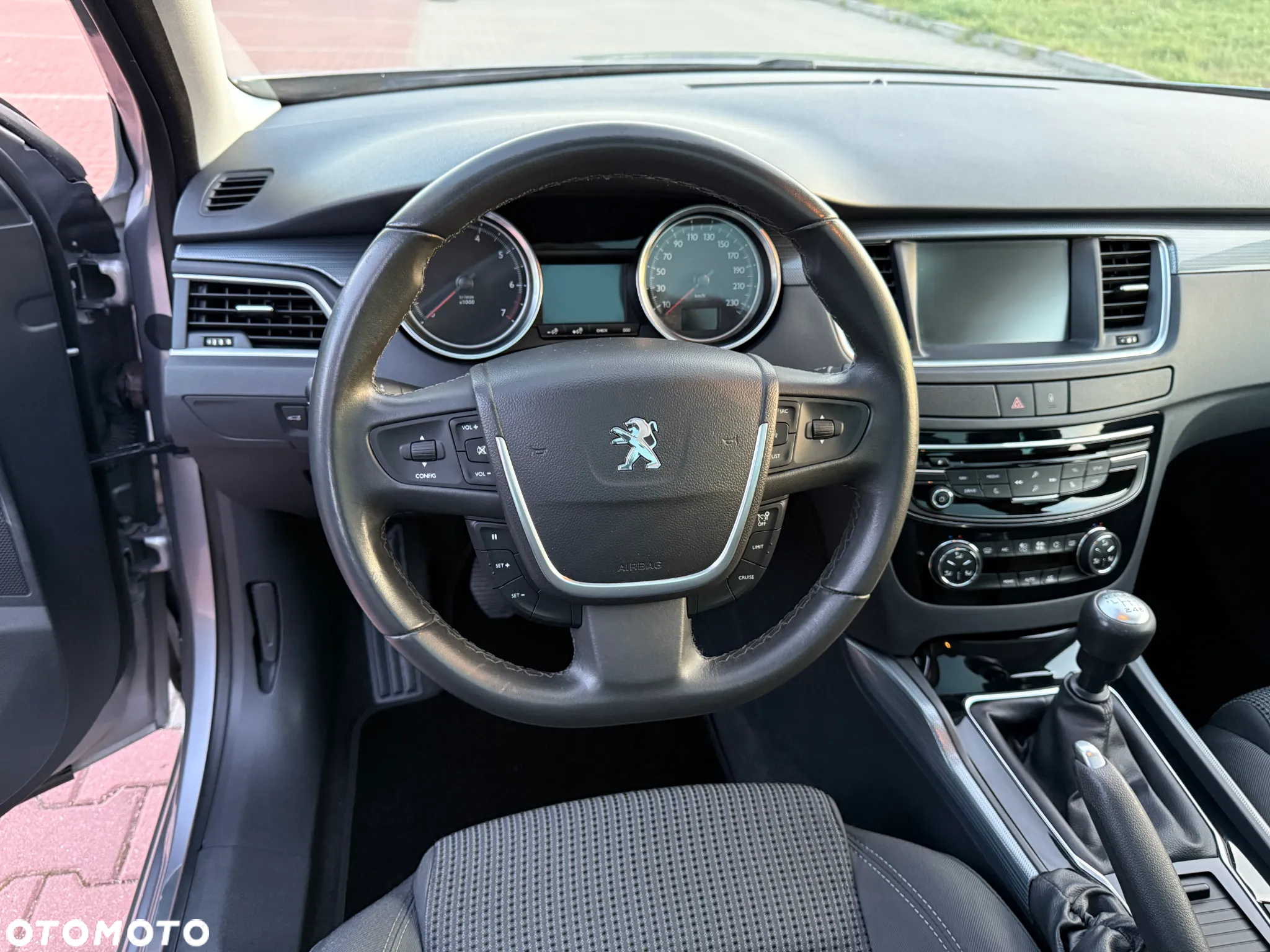 Peugeot 508 1.6 e-THP Allure S&S - 24