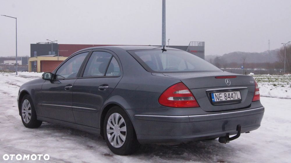Mercedes-Benz Klasa E 280 CDI Avantgarde DPF - 4
