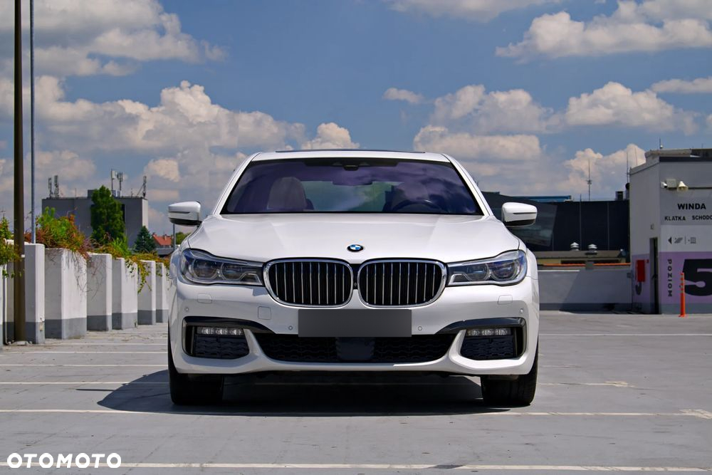 BMW Seria 7 740d xDrive - 9