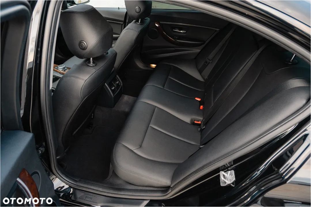BMW Seria 3 - 8