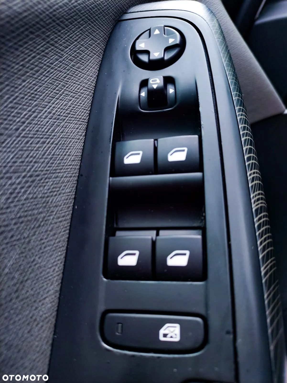 Citroën C4 Picasso BlueHDi 120 Business Class - 14