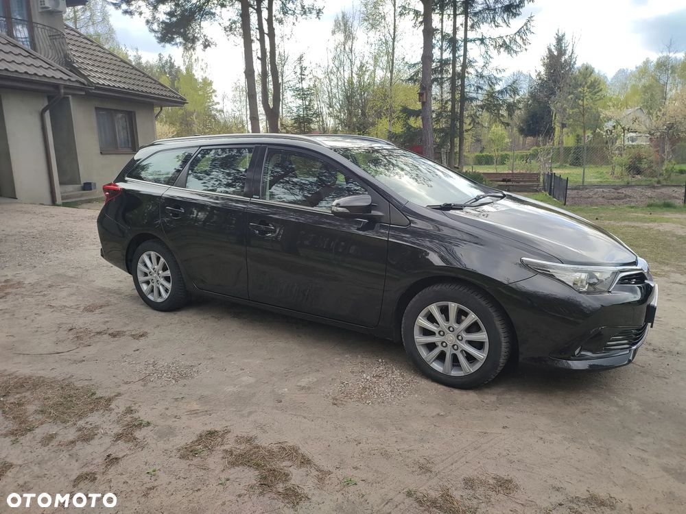 Toyota Auris 1.2 Turbo Edition-S - 12
